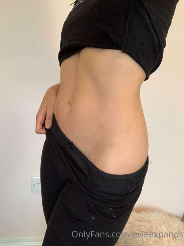 Today’s before and after bloat - so svelte to start, the 🙈😳🙈..