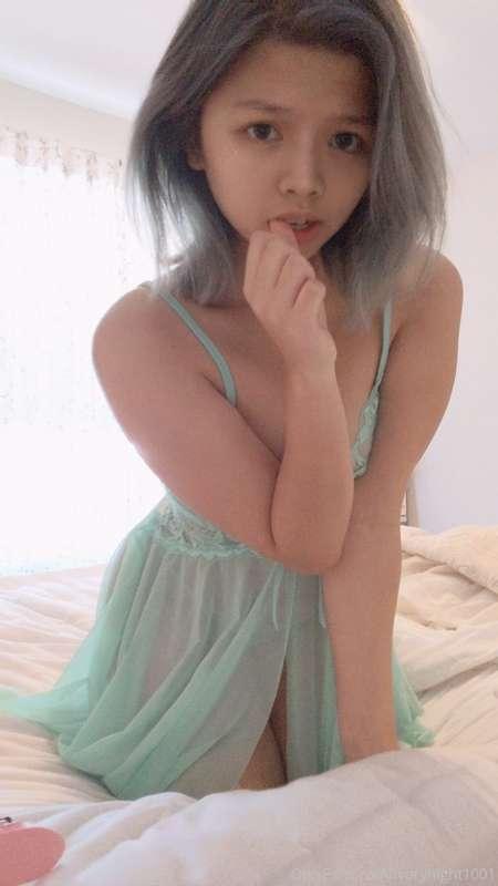 🥺👉👈