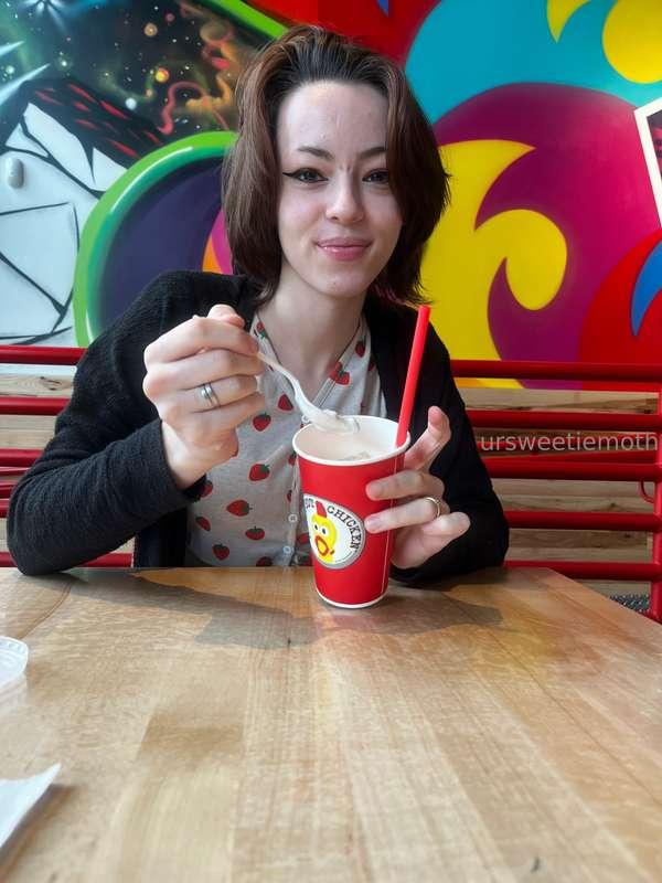 ursweetiemoth image #5