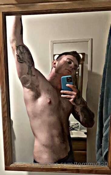 Little post cardio shower 😏