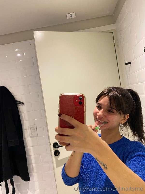 My favorite toothpaste taste is 😈hardcore😈 mint