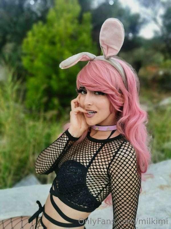 🐰Bunny game.🐰 Like 10 photos and I send your a sexy freebie ..