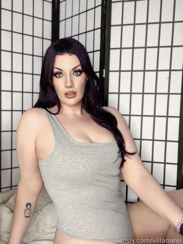 You’re not ready for the set I shot yesterday 🔥

#fyp #tall #tallgirl #goth #gothgirl #altgirl #alternative #purplehair #thicc #musclemommy #bodysuit #tattoos