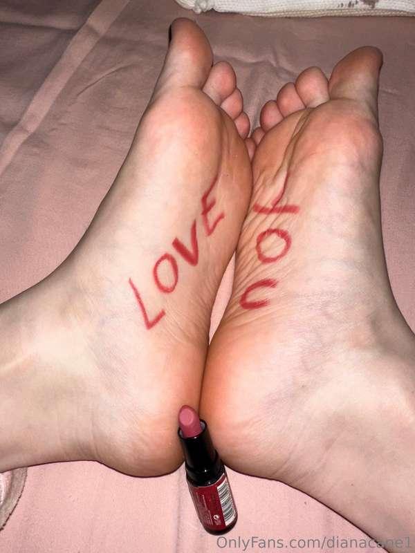 Would you like a personalized pic of your name in my soles?😌..