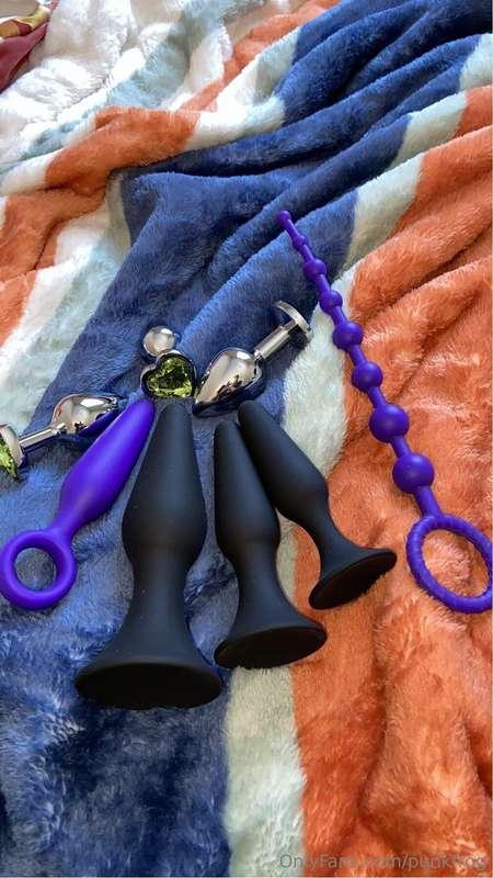 I don’t think I ever realized how my butt plugs I own😳 who w..