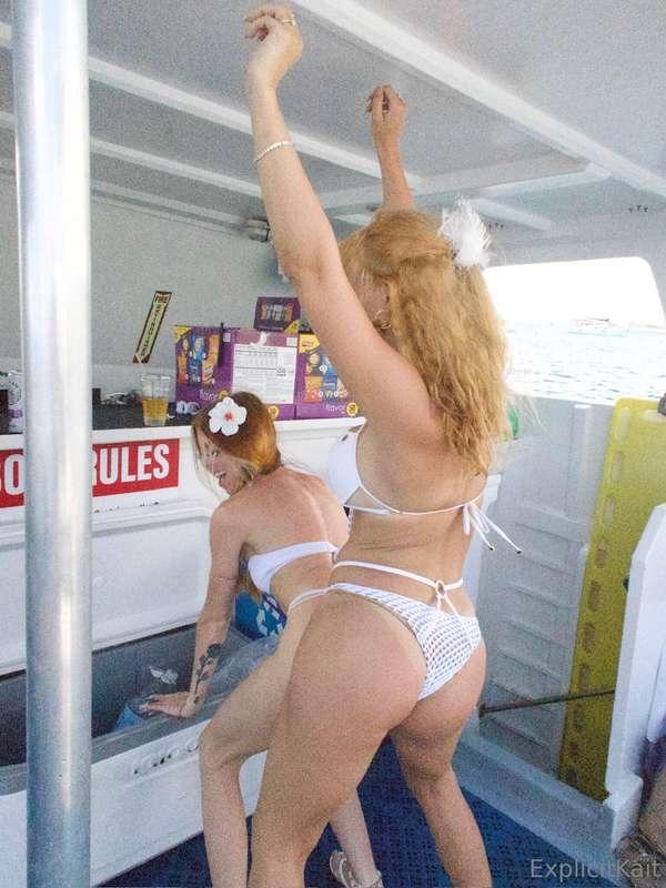 Shaking ass on the boat 🛥️ @laceylaid 