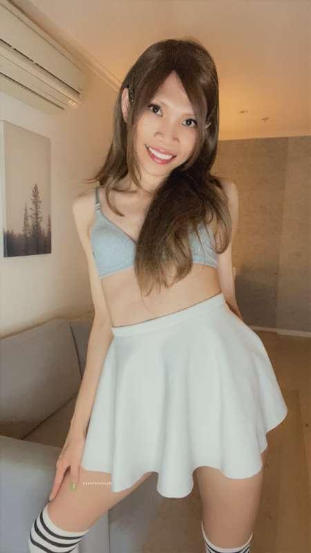 POV: showing up at your house like this then showing my ass ..