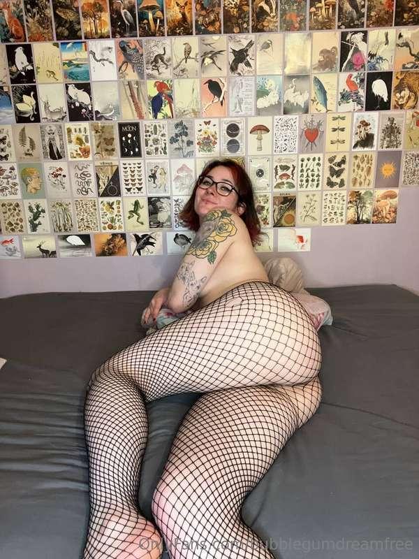 I offer a FREE cock rate on my XXX page 🍆💦