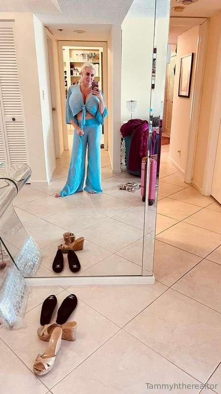 Which shoes should I go with?