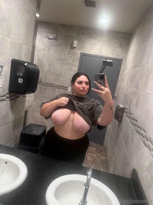 On my roadtrip back to Texas from Flordia ❤️