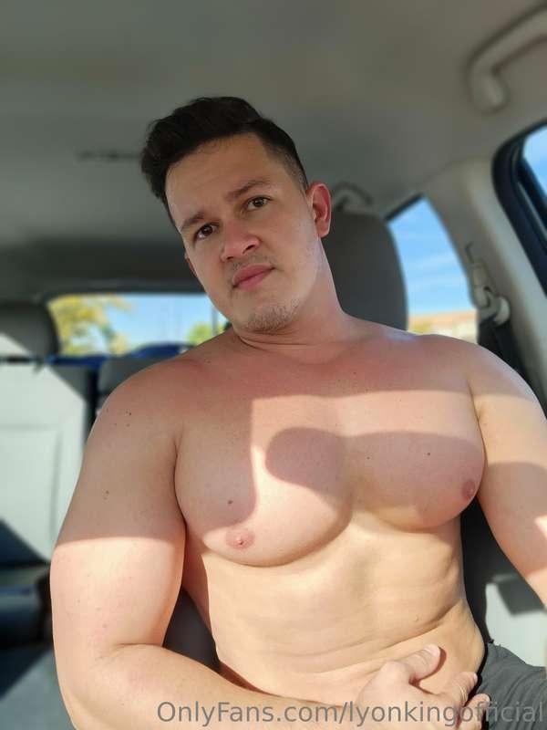Who wants to ride with me? 😏