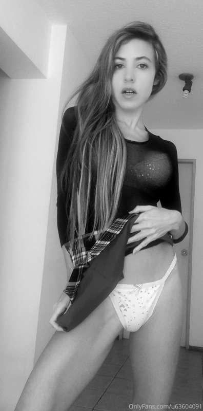 astrid.turquesa image #1