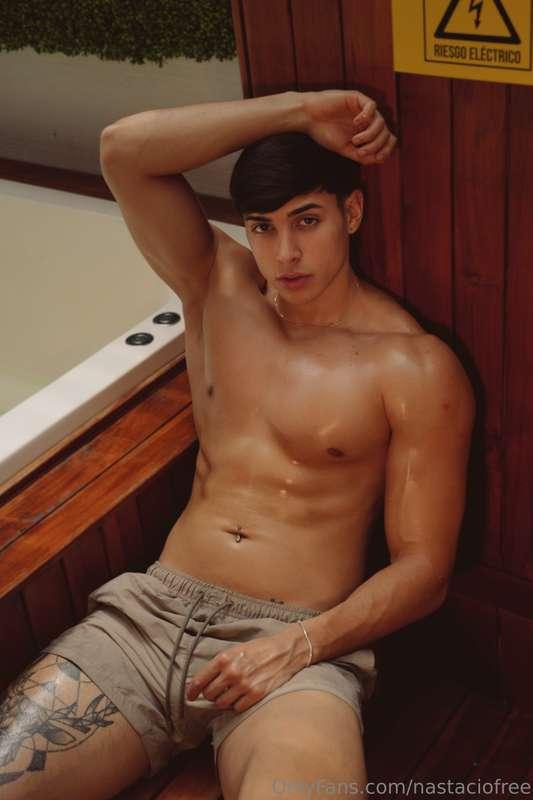 Do you like it when I look at you like that? 😏