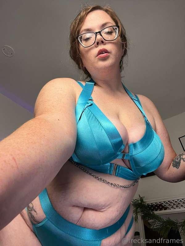 you look so good down on your knees 😈