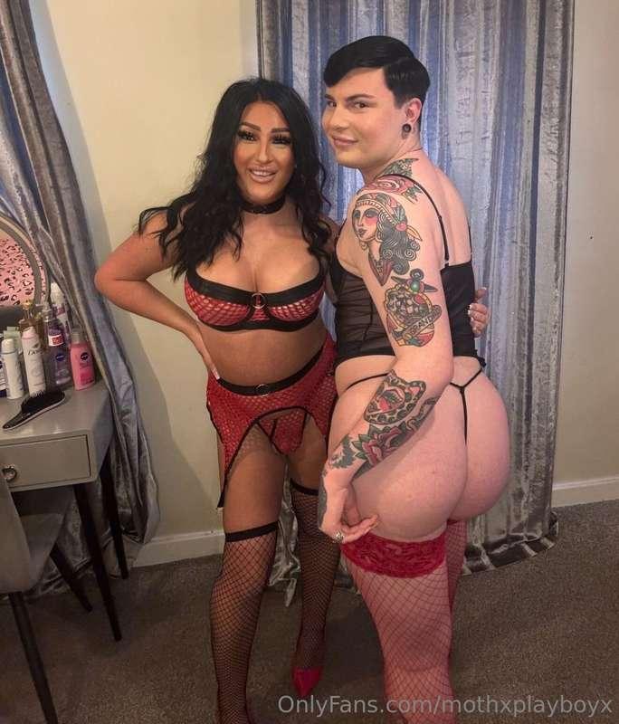 WHO CANT WAIT FOR A SCENE WITH ME AND @tiffanyrosets 😈💦