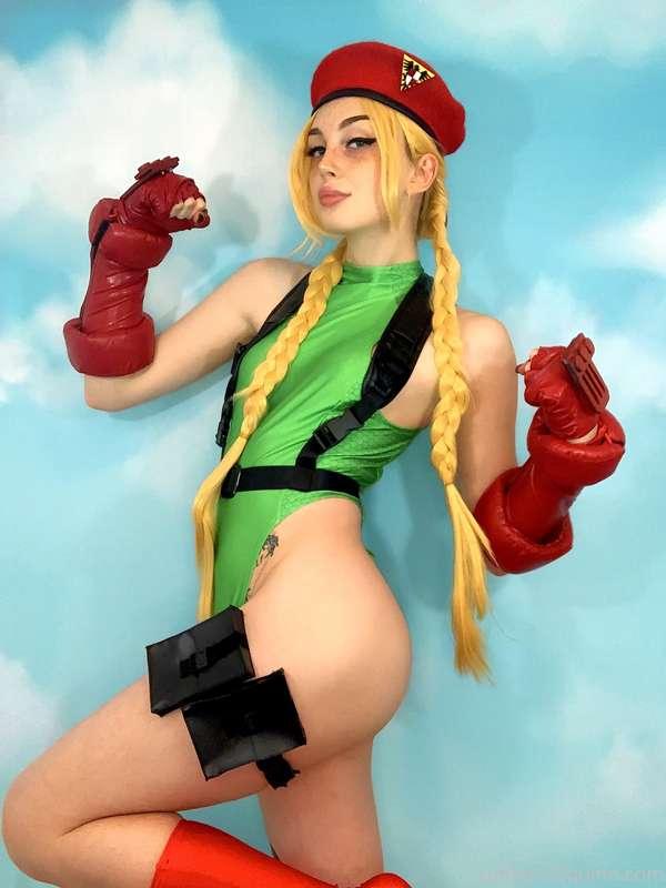 Swipe to make Cammy's clothes fall off! 😝💕 (Part 1)