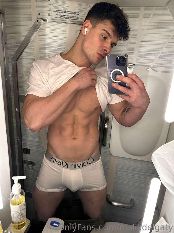 Mile high club ✈️