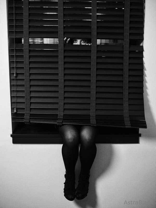 astra_black image #1