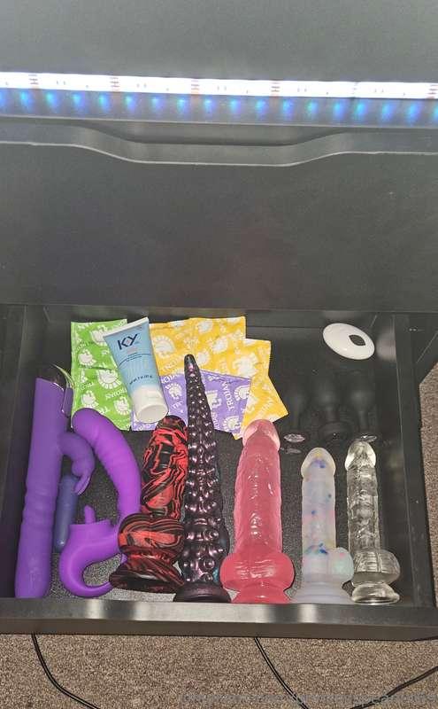 Okay, here's my official, updated sex drawer! So many fun di..