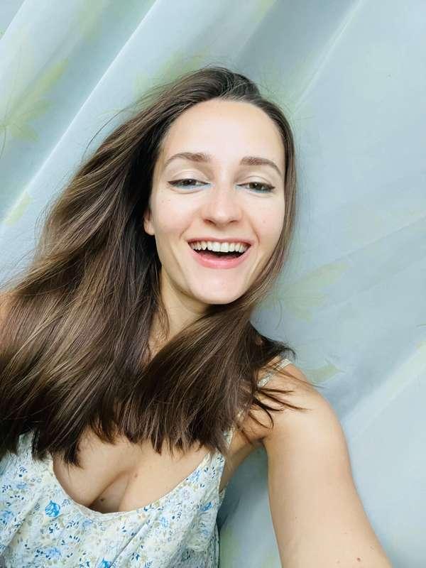 klara_si_ image #3