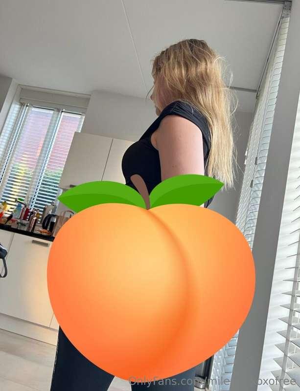 Rate my PHAT A$$ in Spandex Nike Pro Leggings 🍑🍑🍑Subscribe t..