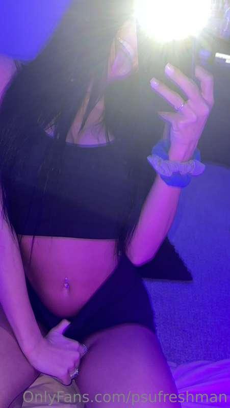 CUM JOIN MY LIVE!! 💦😘👀 TELL ME WHAT YOU WANT FROM ME 😩 I’m s..