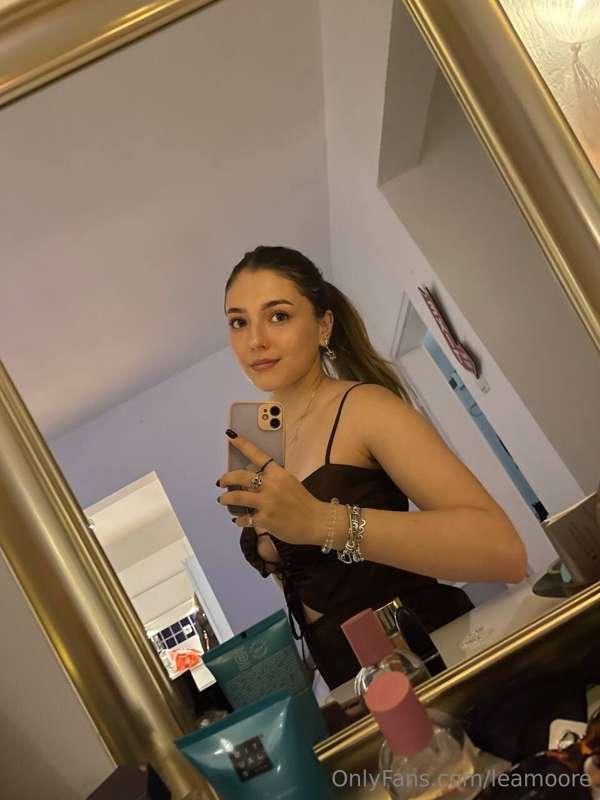 Oh shit, I only noticed that my boobs fell out of my sweatsh..