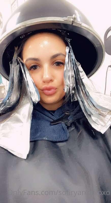 💇‍♀️ 💆🏻‍♀️💃🏽
