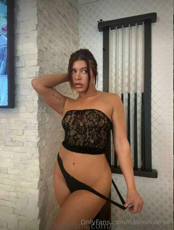 Tell me how good my pussy tastes! 👅💦