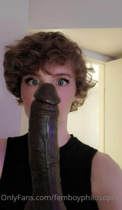 Every time I see a dick like this I go feral