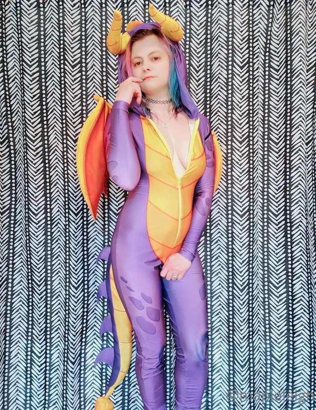 Sexy Spyro Saturday!!!
...just looking for my Bard 😜