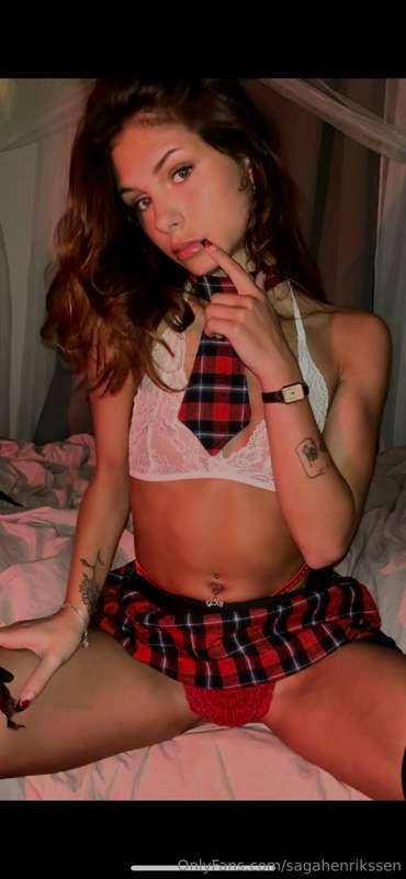 My first post with face. Do you find me cute, Daddy?