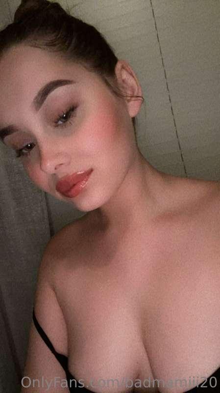 👀