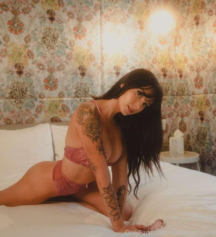 Can you last all night with me ?