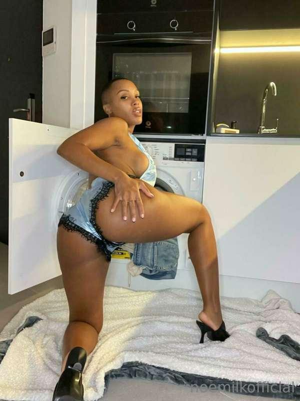 😍😍I'm available right now, PLAY WITH ME!!😈😈💦