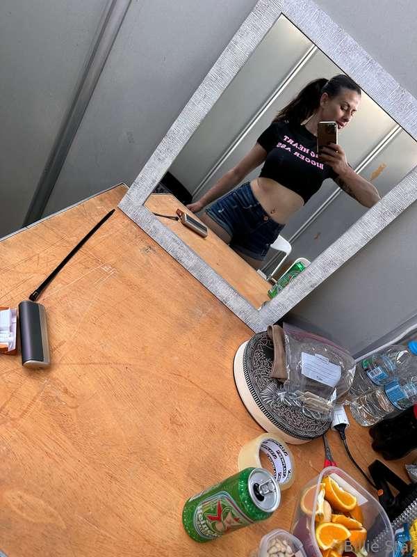 star_billie image #0