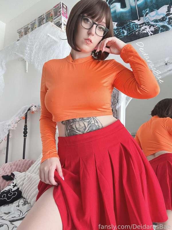 Would you breed me in this cosplay ? 😌

#cosplay #cosplayer #velma #tattoos #fyp #alt #alternative #bigboobs