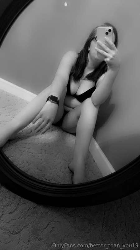 Sometimes black&white look better 🖤🤍