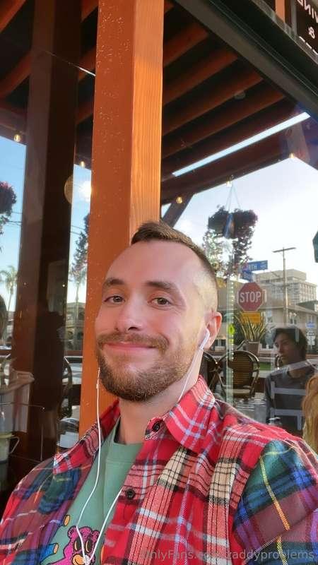 Hey everyone! In San Diego filming some stuff for yall. Forg..