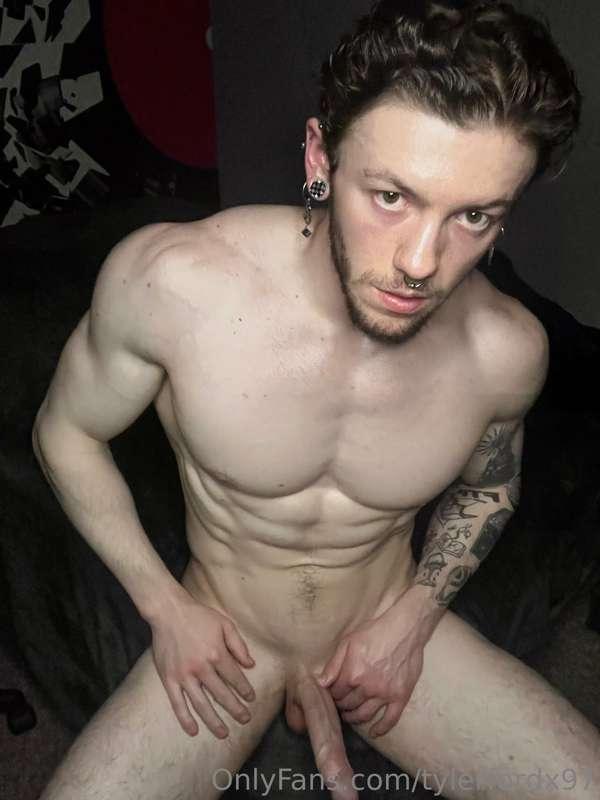 I was so horny taking these pics for you