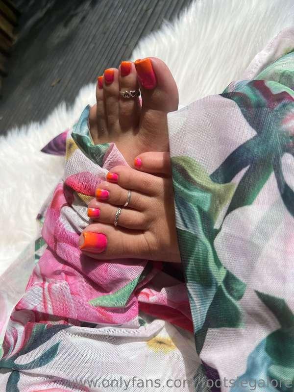 NEW PEDI REVEAL! Sizzling like fire and tastes just like a t..
