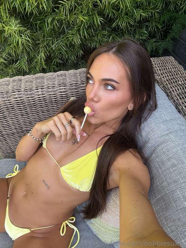 can I make ur Monday better?