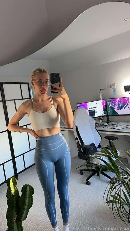 ariesia image #1