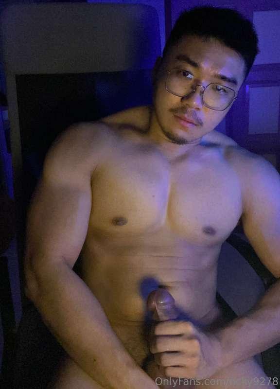 Who’s hungry for some 🥛