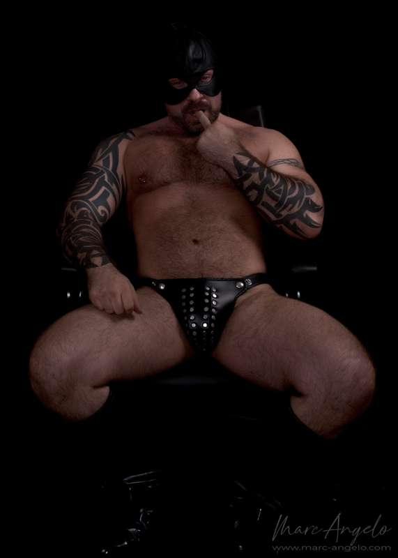 Cum to DADDY! 👿
