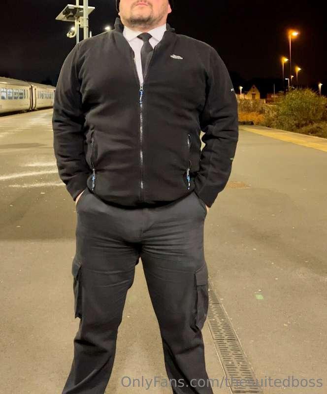 thesuitedboss image #0