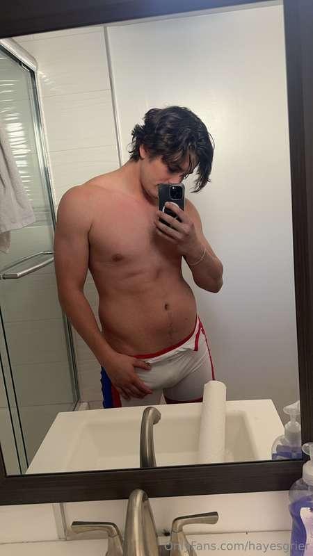 Story time with my wrestling coach goes hard asf and I’m sho..