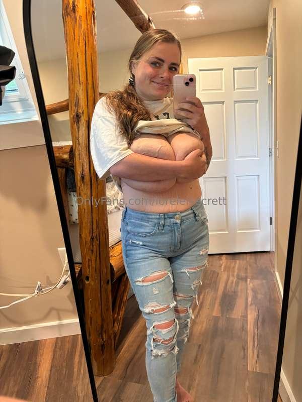 Veins are veining 🤭 they sure are a handful!