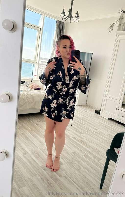 How quick you can undress me ? wow Im interested to know 😋😋