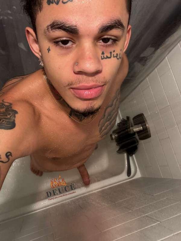 pretty face pretty dick🙂‍↕️
